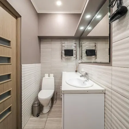 Romantic Panorama Krakivska Street アパート