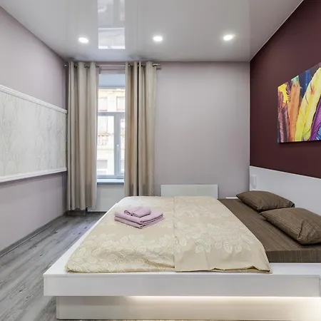 Romantic Panorama Krakivska Street Apartment Lviv
