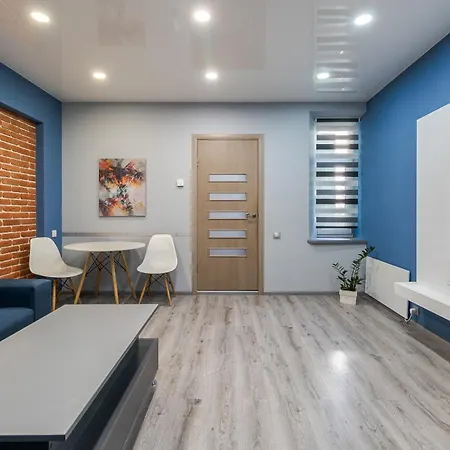 Romantic Panorama Krakivska Street Apartamento *