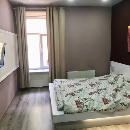 公寓 Romantic Panorama Krakivska Street 利沃夫