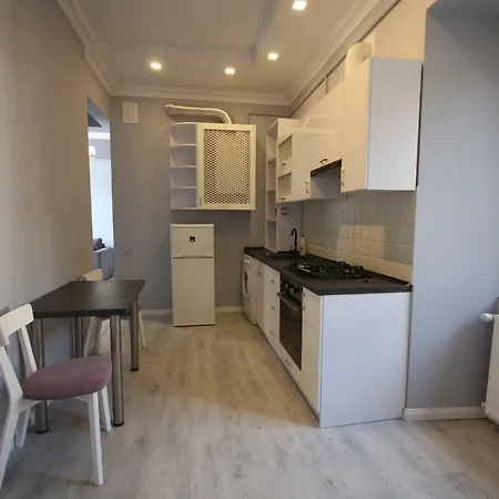 Apartment Romantic Panorama Krakivska Street Lviv