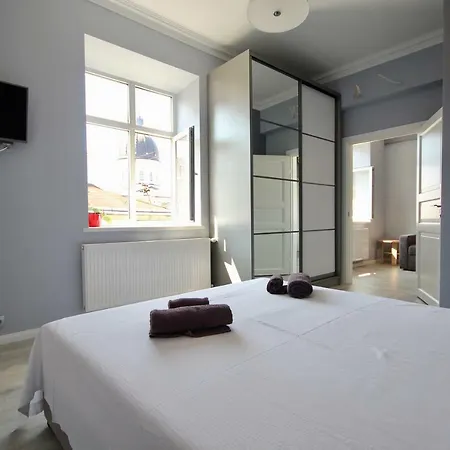 Romantic Panorama Krakivska Street *